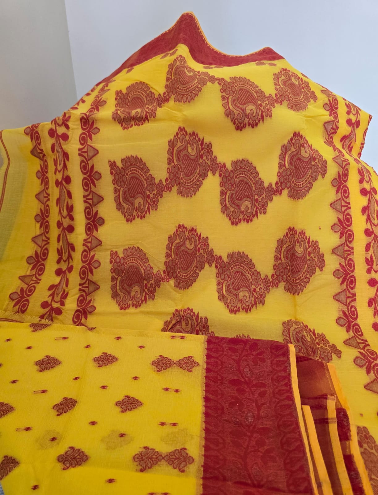 Bengal Tant Saree (Yellow + Red)